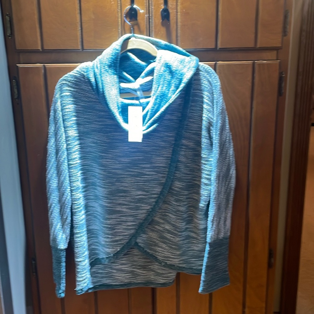 Calvin Klein Preformance top